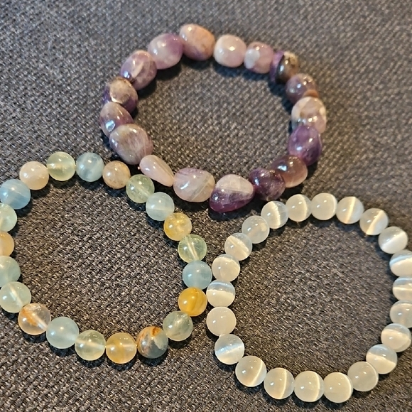 3 Crystal Stretch Bracelets - Picture 2 of 5